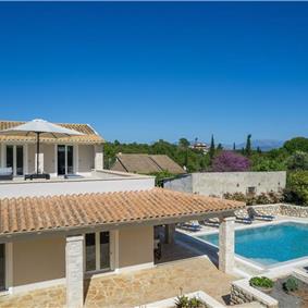3 bedroom villa with pool in Kassiopi, Corfu, sleeps 7